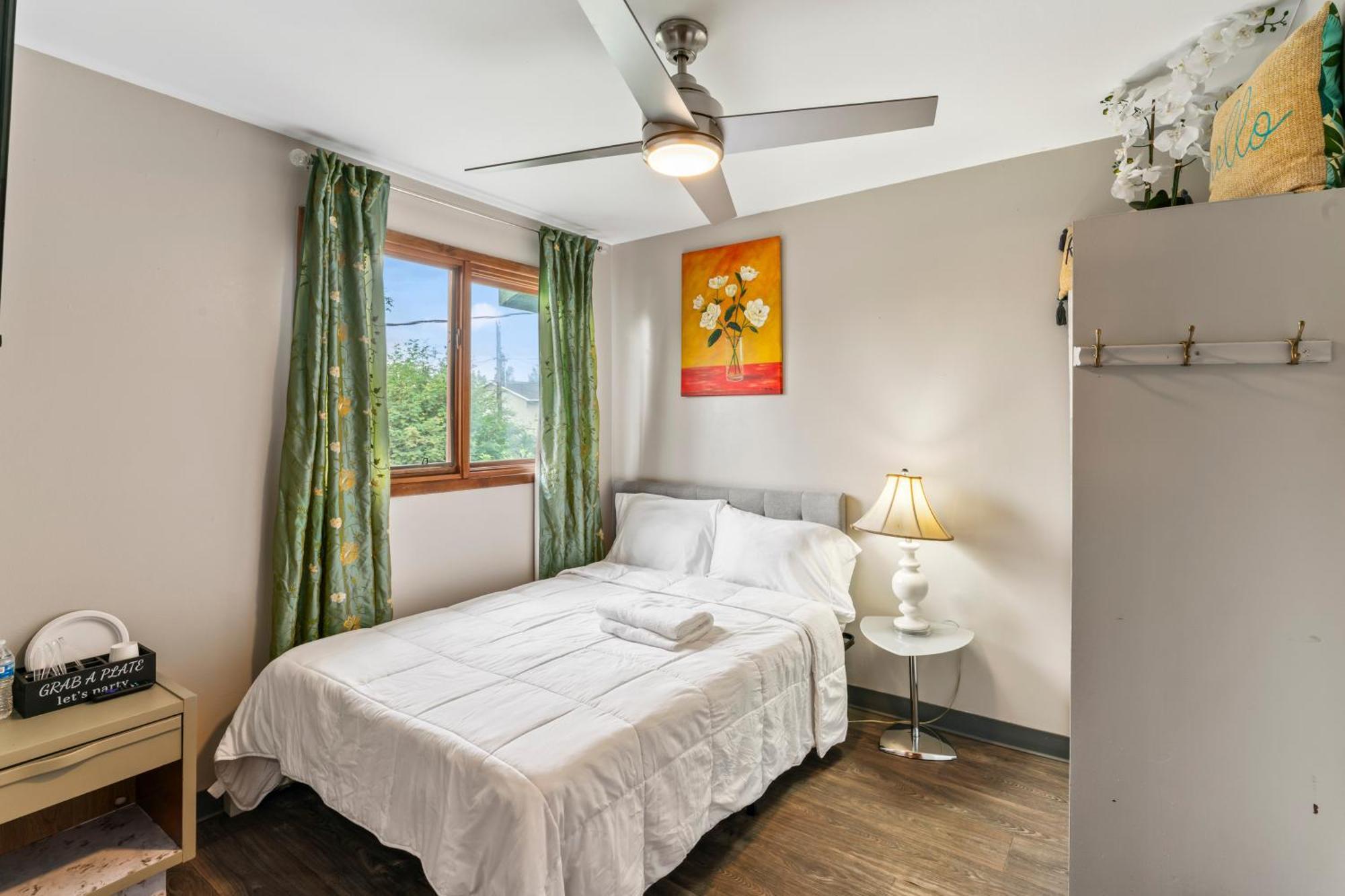 Simple Deluxe Private Room Anchorage Exterior photo